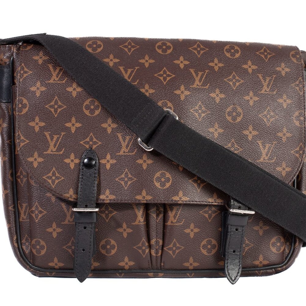 Authentic Louis Vuitton Monogram Macassar Christopher Messenger Bag